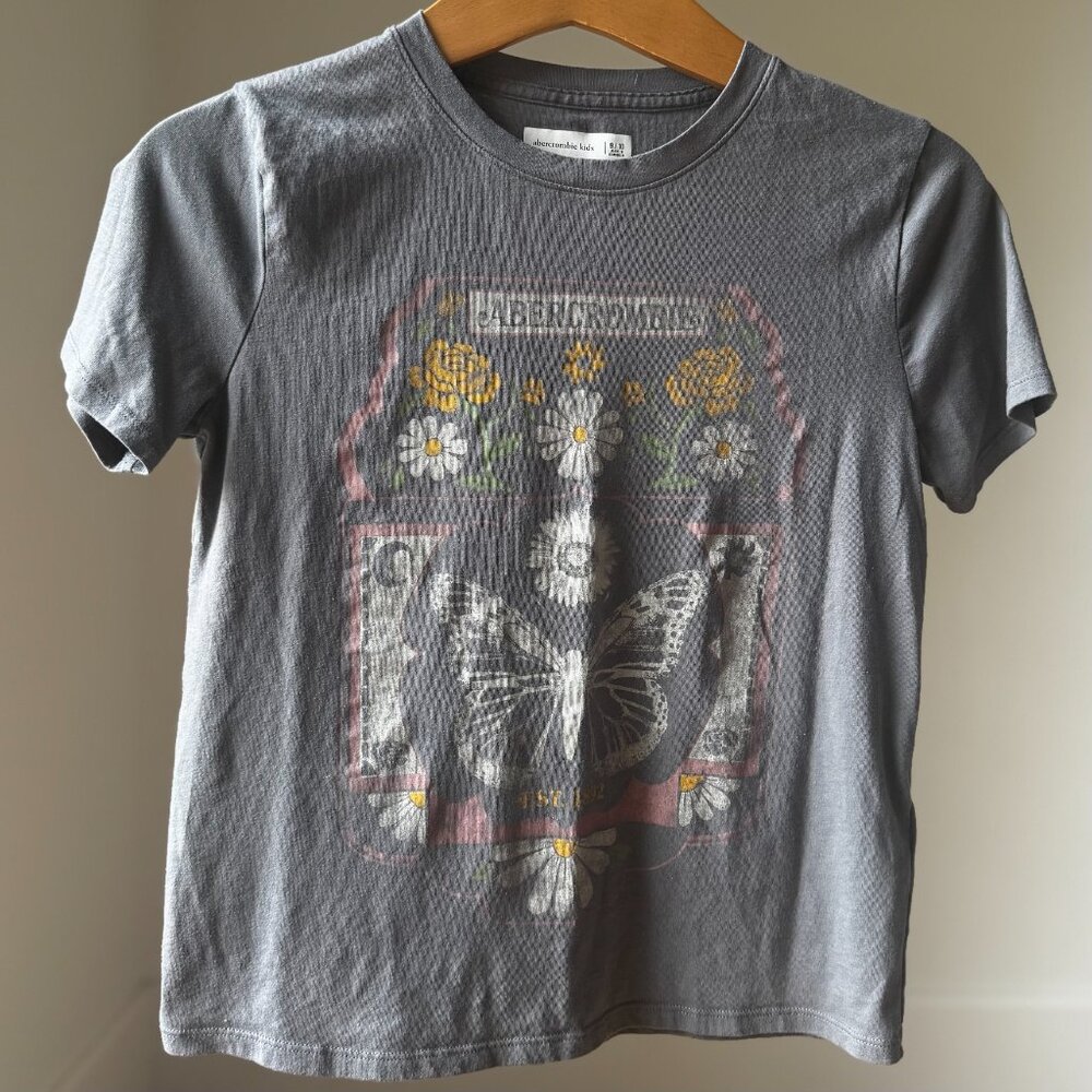 Abercrombie Kids Girls Tee 9/10 | Floral Butterfly Graphic | Charcoal Gray Paste